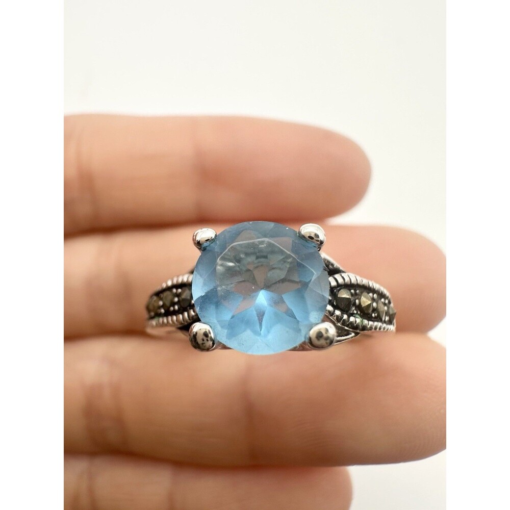 Vintage 925 Sterling Silver Blue Stone Marcasite Ring Size 9